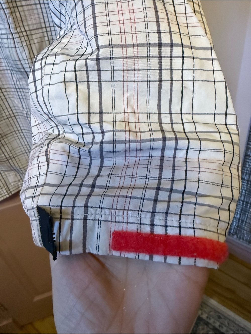 Helly Hansen White Plaid Shell Wind and Rain Coat - Picture 4 of 10